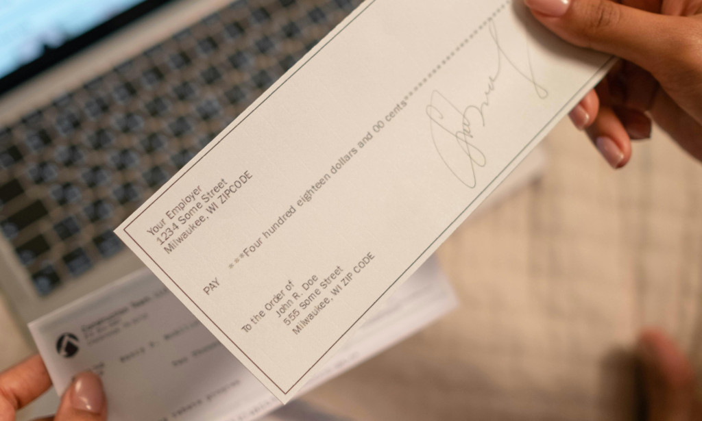 What Are The Benefits Of Using Direct Deposit For Your Finances?